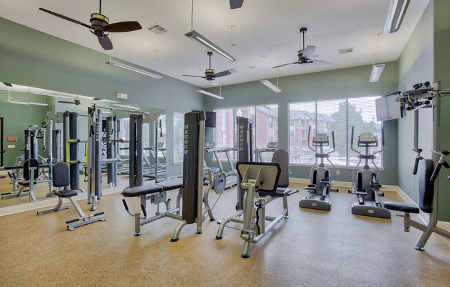 Fitness center1 at Platinum Castle Hills, Texas