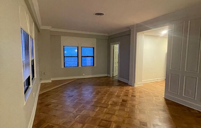 3 beds, 2.5 baths, 2,130 sqft, $3,024, Unit 1200