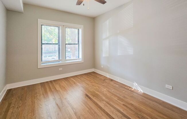 2 beds, 1 bath, 925 sqft, $2,995, Unit 4837-2A