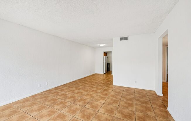 3 beds, 2 baths, 957 sqft, $2,250