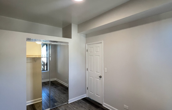 2 beds, 1 bath, $1,500, Unit GR