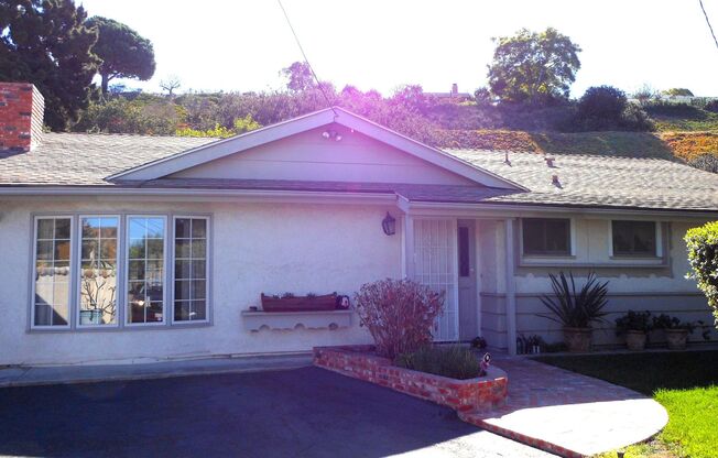 FOR RENT: Charming Single Level House, Private Driveway, Large Lot w/Fruit Trees, Hardwood Floors & Fireplace