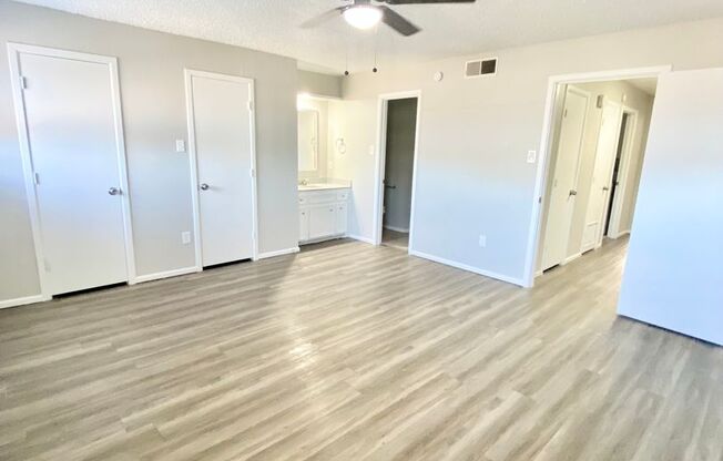 2 beds, 1.5 baths, 1,400 sqft, $1,275