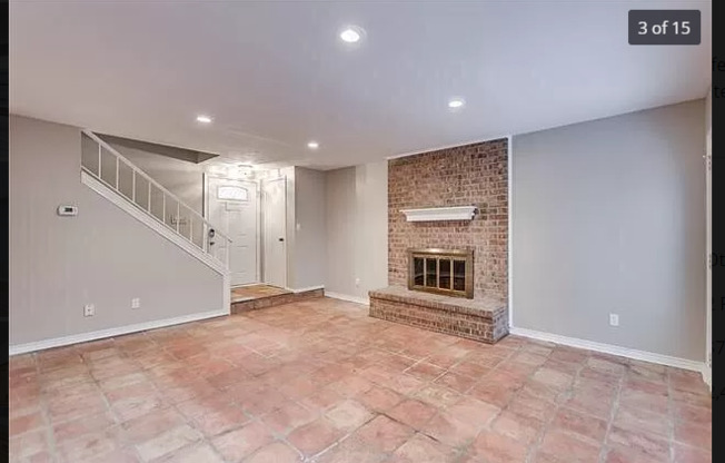 2906 CANIS CIR