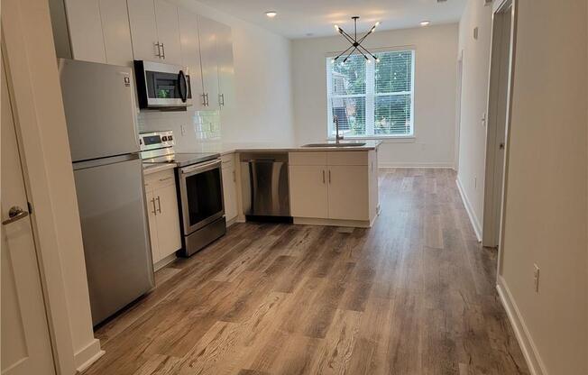 1 bed, 675 sqft, $1,400