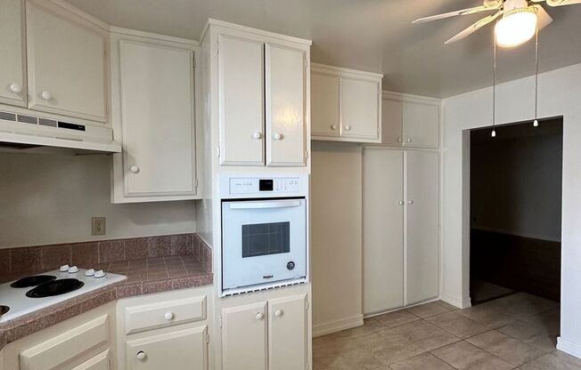 2041 San Anseline