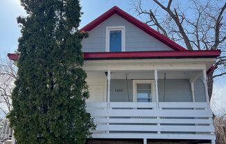 Charming 3-Bed, 1-Bath Single-Family Home!