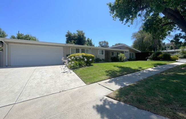 Stunning 4-Bedroom Home Adjacent to Calabasas: Prime Location and Spacious Living