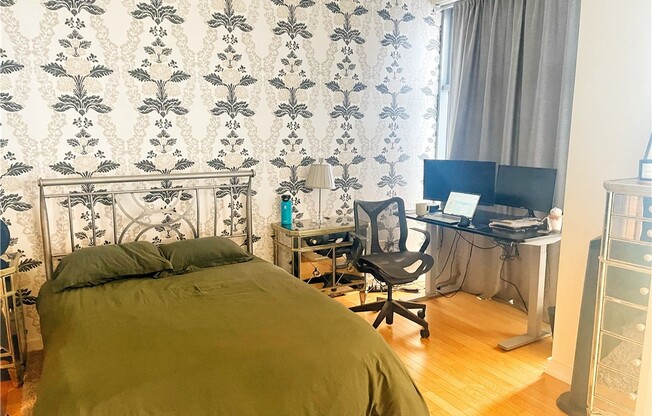 2 beds, 2 baths, 1,220 sqft, $3,650