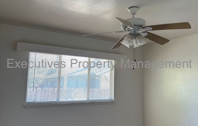 3 beds, 2 baths, $1,600