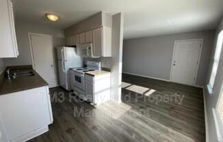 1606 E KANSAS CITY RD