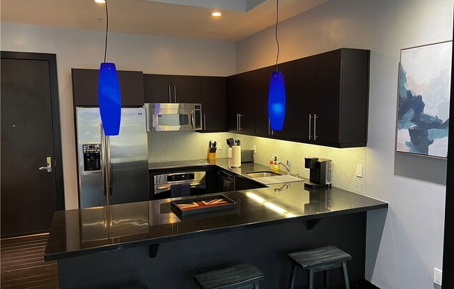 655 S Hope St Unit 1404