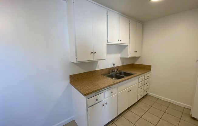 1 bed, 1 bath, 603 sqft, $1,695, Unit 1019-06