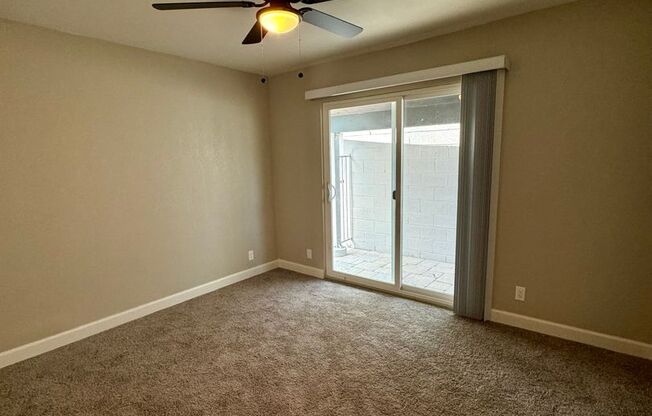 2 beds, 1 bath, 900 sqft, $2,895