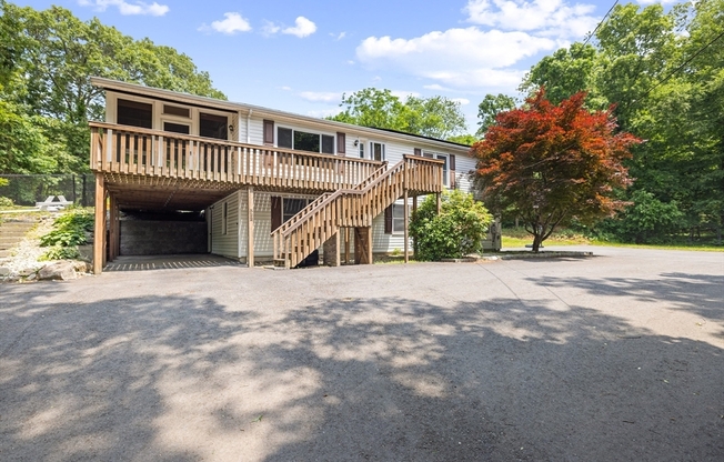 322 SIBLEY RD