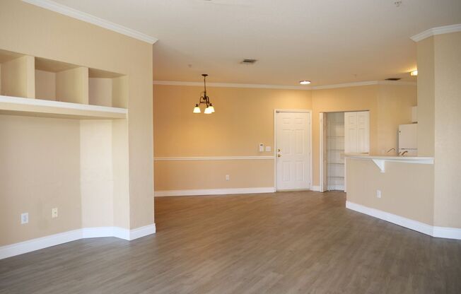 Nice 2 bed / 2 bath at Mosaic at Millenia!