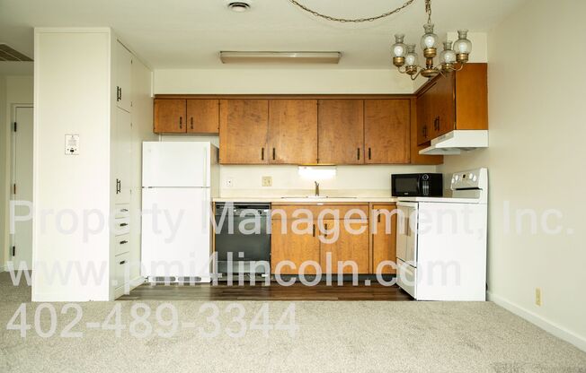 1 bed, 1 bath, $815, Unit # 415