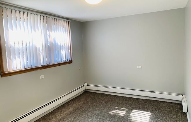 1 bed, 1 bath, 465 sqft, $1,195, Unit 09021R