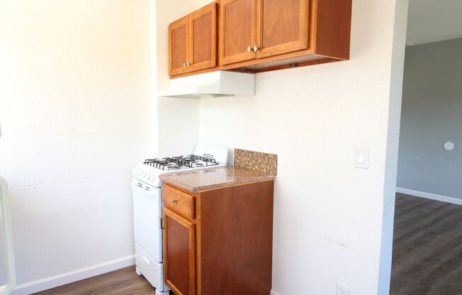 Studio, 1 bath, $1,350, Unit #104