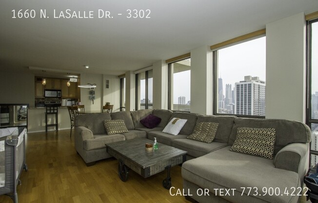 1660 N Lasalle Dr, 307