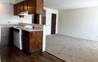 2 beds, 1 bath, $1,025