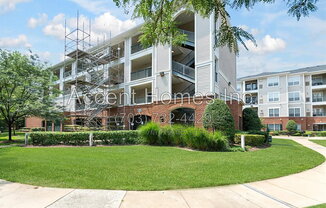 1 bed, 1 bath, 829 sqft, $2,000, Unit 193