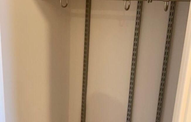1 bed, 1 bath, $2,350, Unit 624
