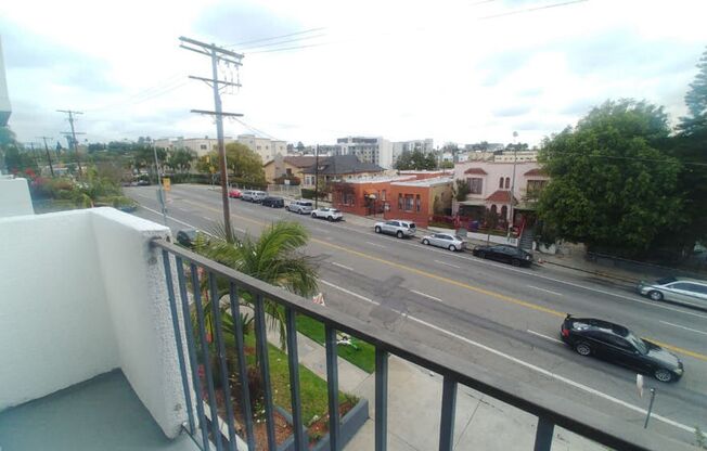 2 beds, 2 baths, 960 sqft, $2,950, Unit 202