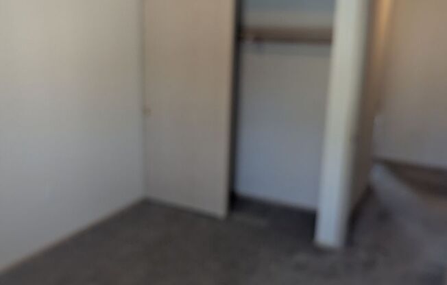 2 beds, 1 bath, 878 sqft, $1,775, Unit E202