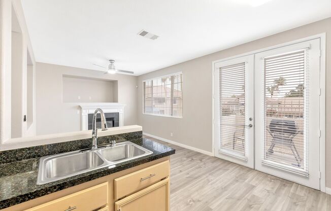3 beds, 2.5 baths, $2,350, Unit # 1069