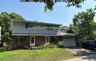 Marcy Holmes Side By Side Duplex, Laundry, Dishwasher, 1 Garage Space Included, Washer/Dryer