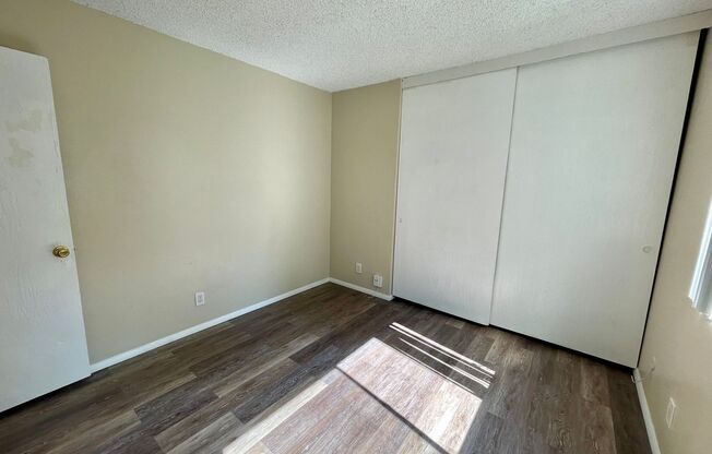 2 beds, 1 bath, 900 sqft, $2,150, Unit #53