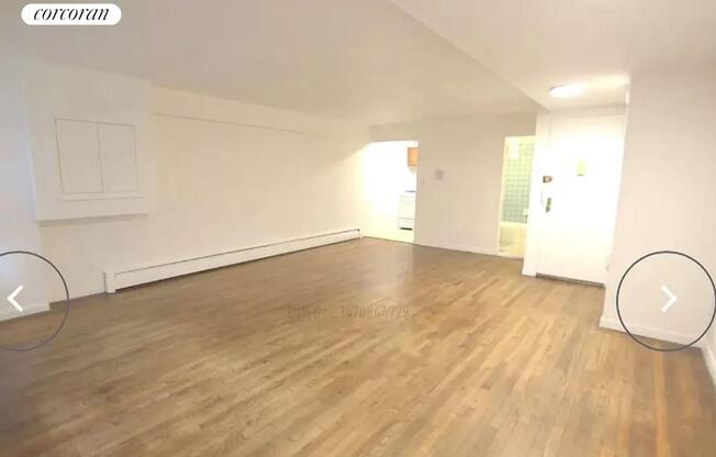 866 W ALT AVE 1