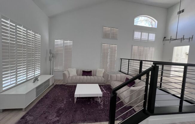 Summerlin 5 Bedroom with a Swimming Pool