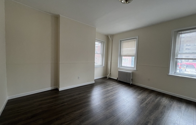 211 Harrison Ave 2