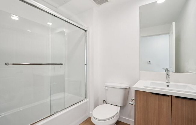 2 beds, 2 baths, 1,100 sqft, $2,899, Unit 506