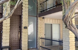 6925 E 4th Street, Unit 15