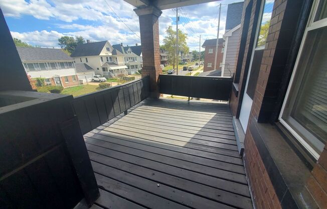 2bd Unit in 4-plex near Case Western!