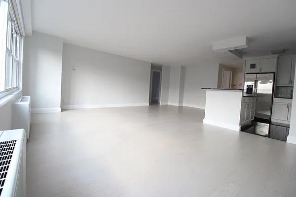 Studio, 1 bath, $9,995, Unit 25D