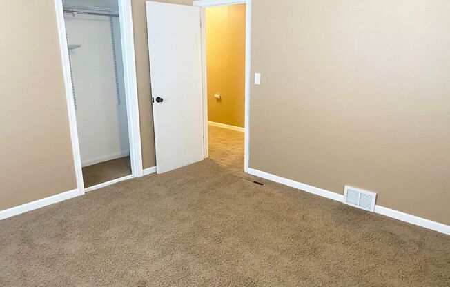 3 beds, 1 bath, $1,350