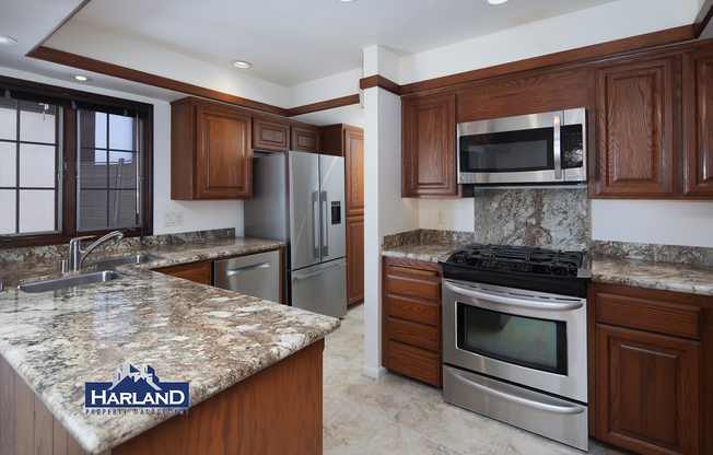 8668 VILLA LA JOLLA DR