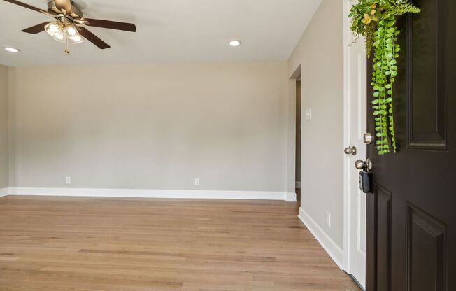 Sango Beauty With Finished Basement!