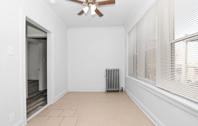 2736-2742 W 64th St