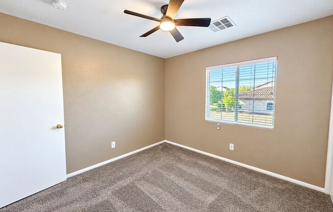 3 beds, 2.5 baths, $2,250