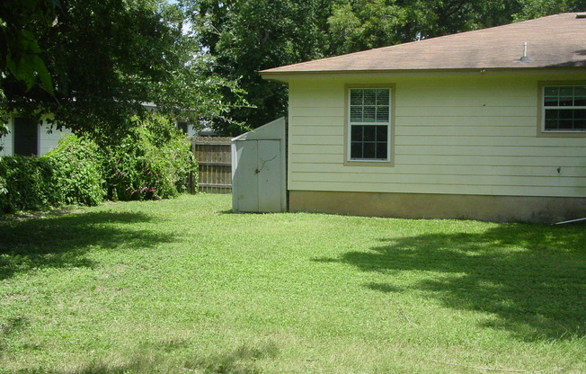 3 beds, 2 baths, $2,000