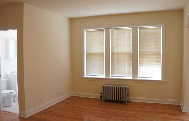 1 bed, 1 bath, 610 sqft, $1,850, Unit 312