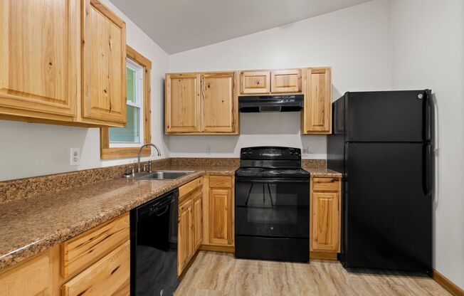 2 beds, 1 bath, $1,795