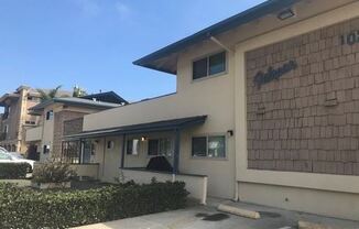1027 Felspar Street