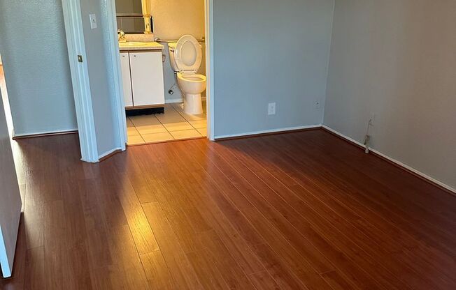 2 beds, 2 baths, 780 sqft, $2,375, Unit 317