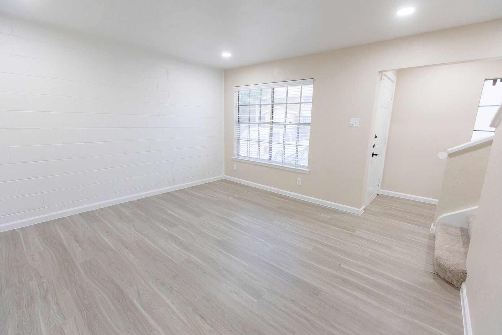 Saturn Square Apartments